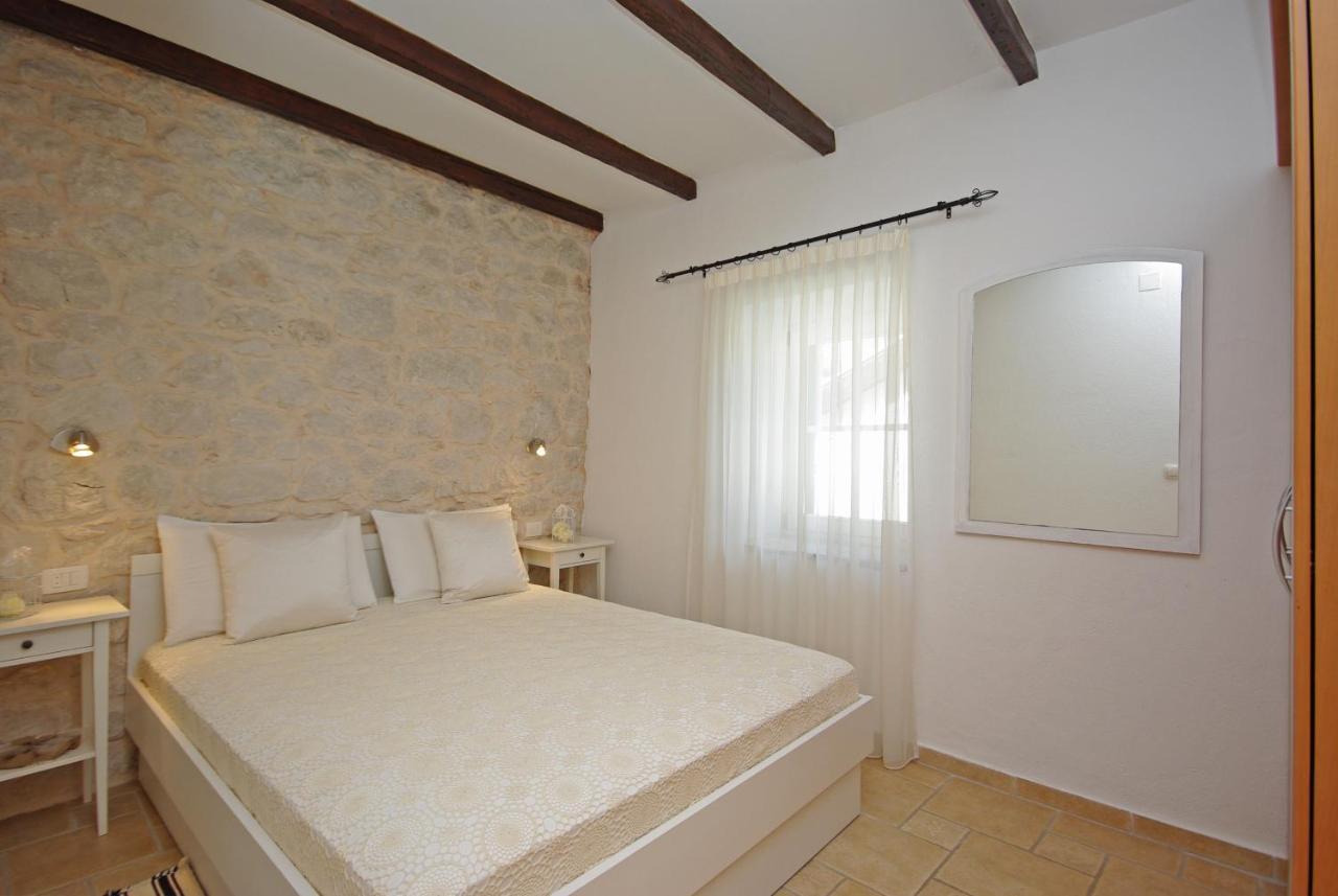 Steinhaus Dalmatien Διαμέρισμα Podaca Εξωτερικό φωτογραφία